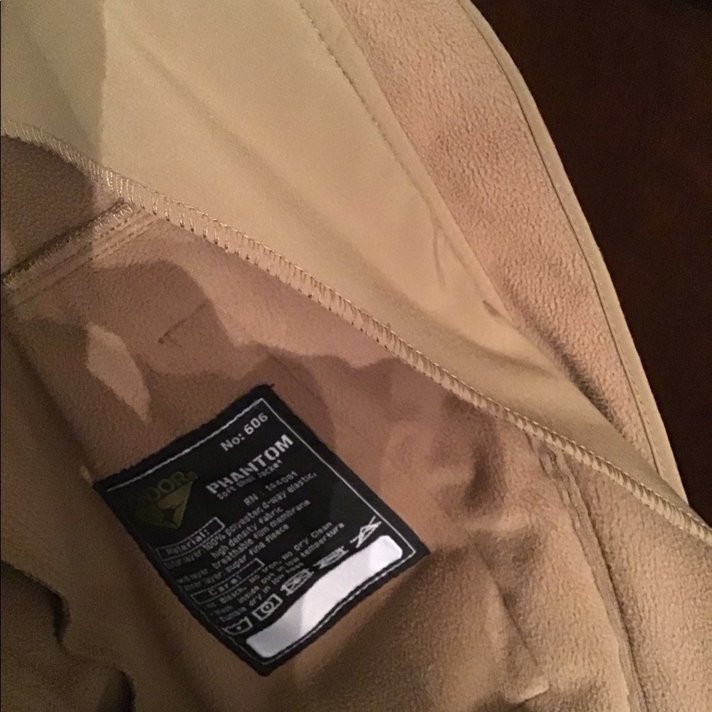 Tan men phantom jacket large - Picture 4 of 4